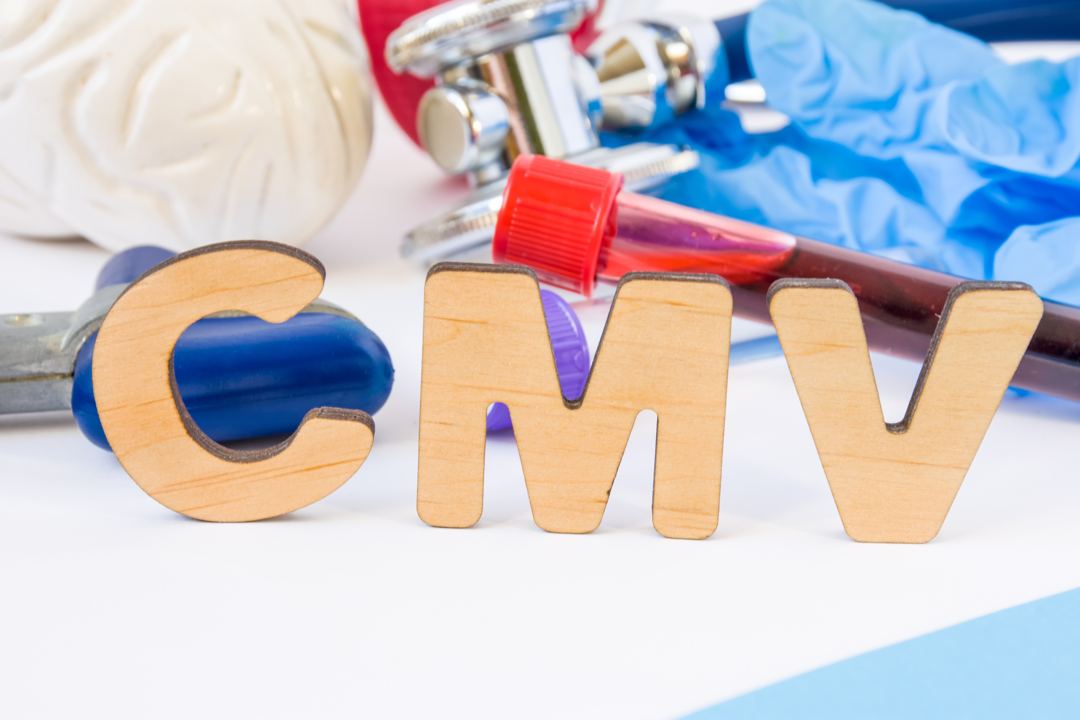 CMV staat voor cytomegalovirus.