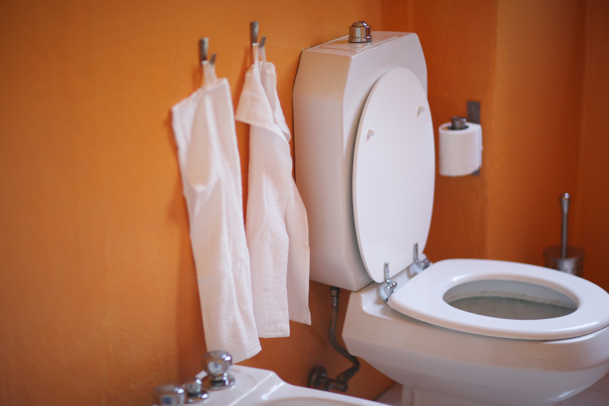 We moeten minstens om de drie uur naar het toilet gaan