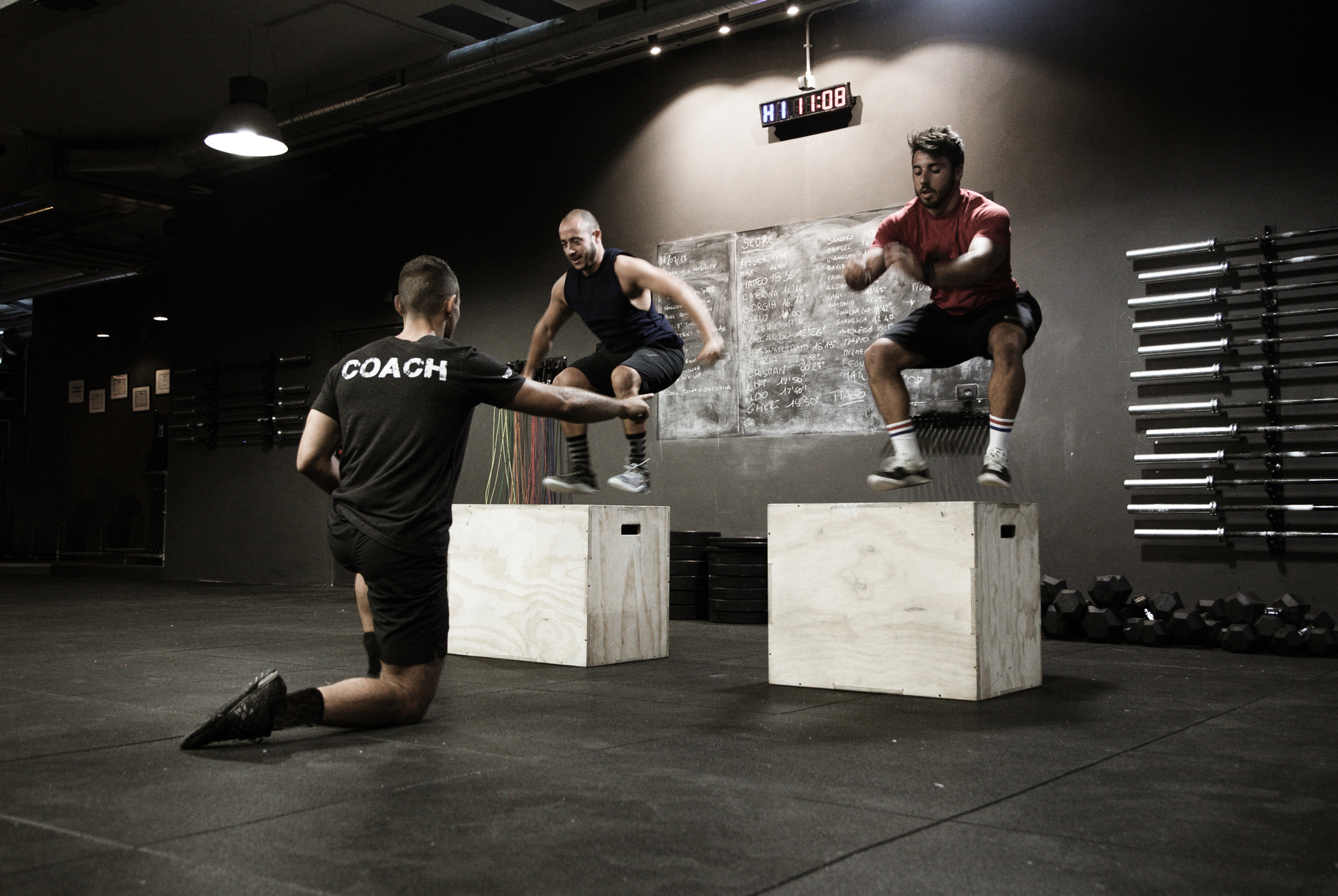 Het is aan te raden om onder begeleiding van een trainer te trainen. Oefenen in een groep werkt motiverend. 