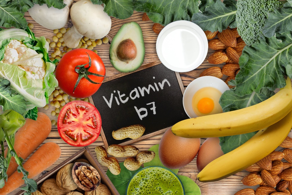 Natuurlijke bronnen van vitamine B7 (biotine) in de voeding