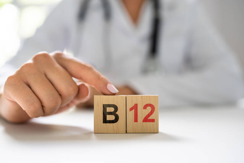 Vitamine B12: Wat zijn de effecten en wat zijn de symptomen van een tekort? + Bronnen